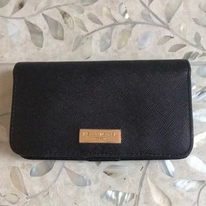 Henri Bendel iPhone iPod Case